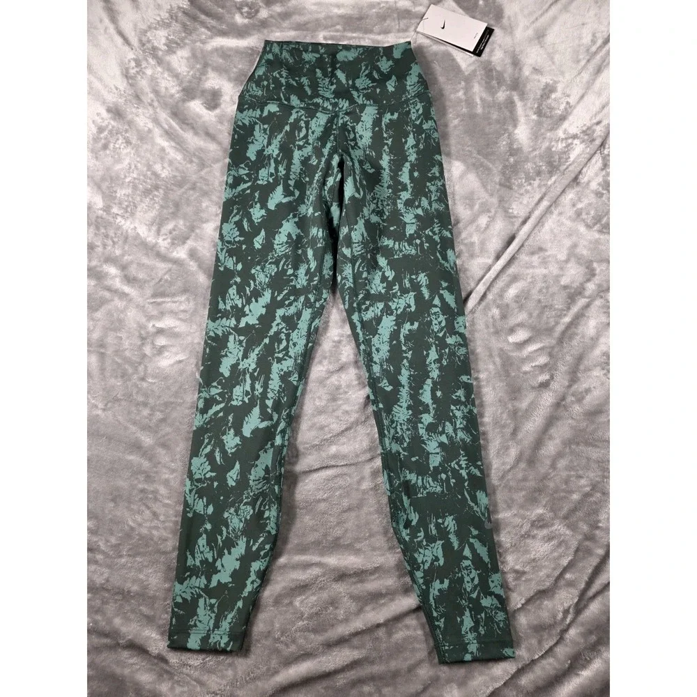 Nike nwt one